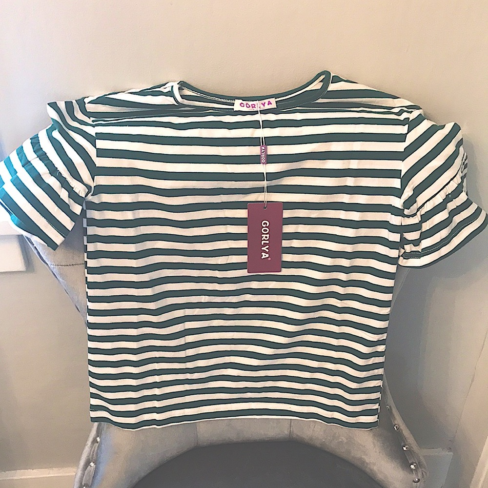 Gorlya Girls Top Size 9/10 Large New with Tags 100% Cotton Ruffle sleeve Holiday